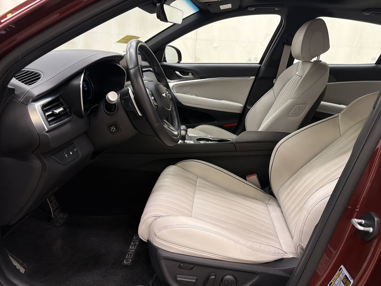 2024 GENESIS G70 Sport Advanced - Photo 14