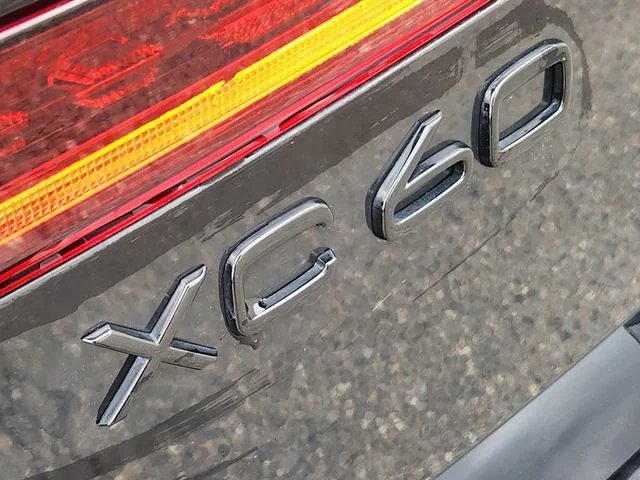 2026 Volvo XC60 Ultra - Photo 18