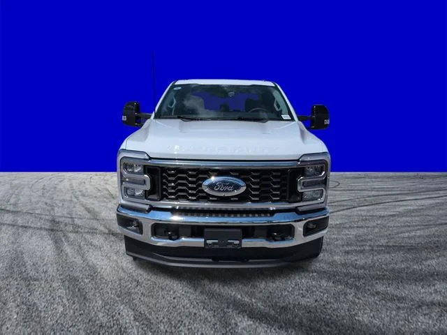 New 2026 Oxford White Ford F-350® Lariat® image 9