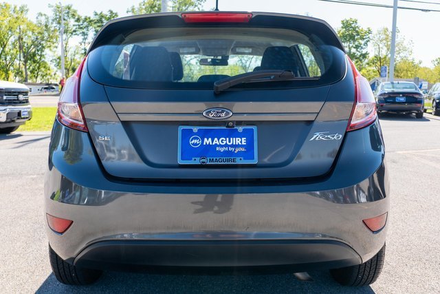 Used 2018 Magnetic Ford SE image 7