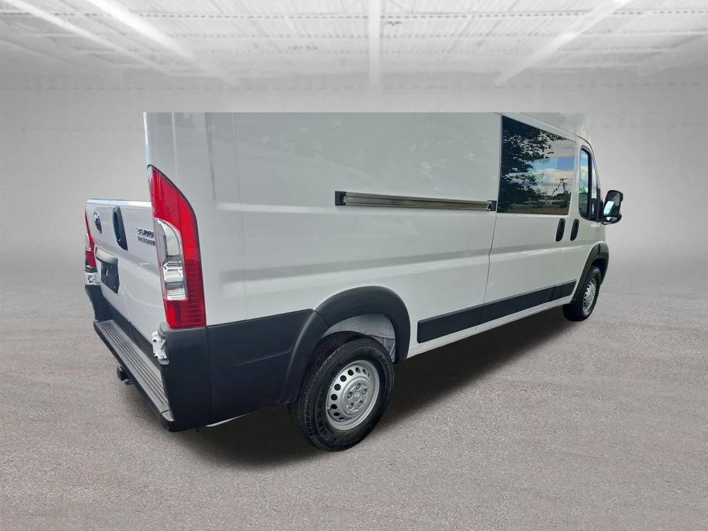 New 2026 Bright White Clear-Coat Exterior Paint RAM High Roof image 3
