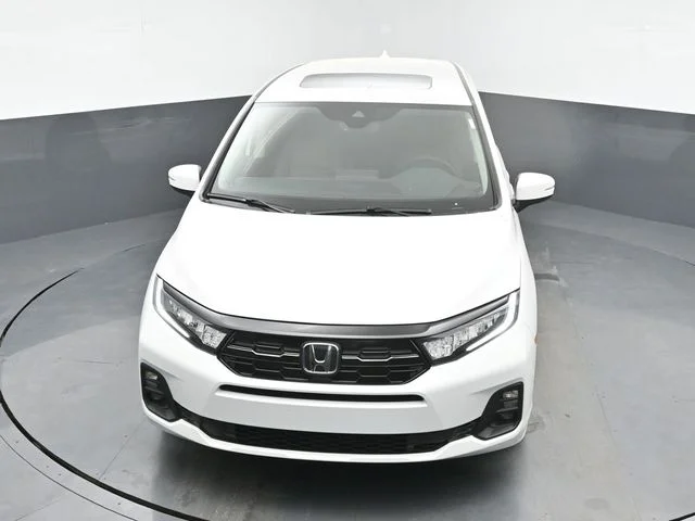Used 2025 Platinum White Pearl Honda Touring image 14