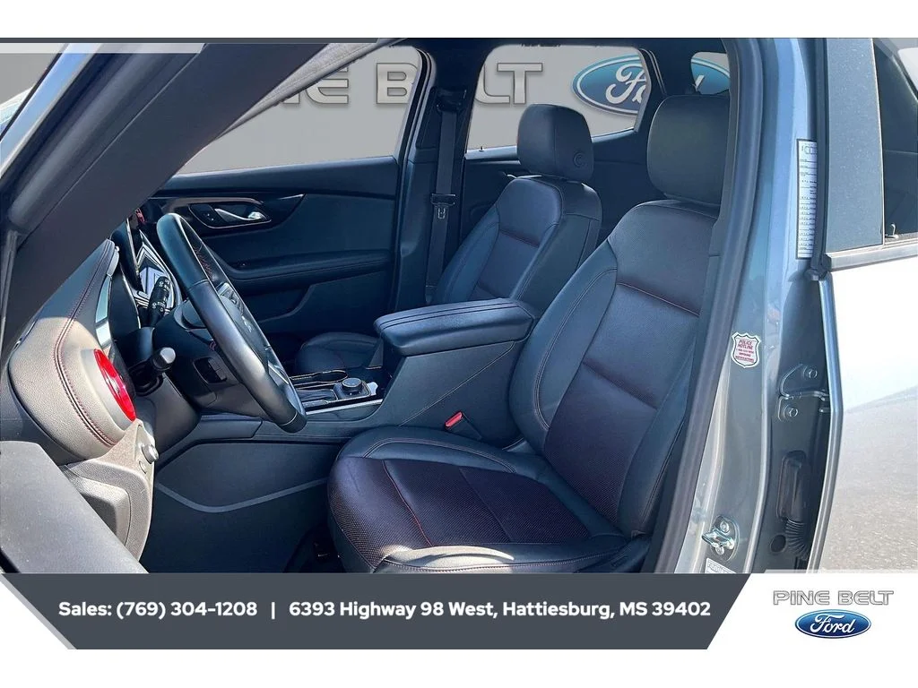 Used 2025 Sterling Gray Metallic Chevrolet RS image 18