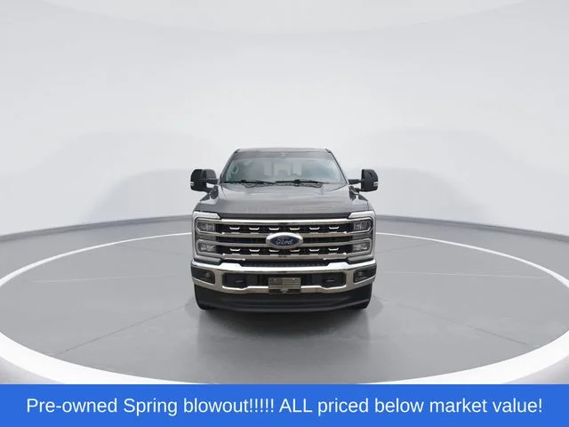 Used 2024 Gray Ford Lariat image 3