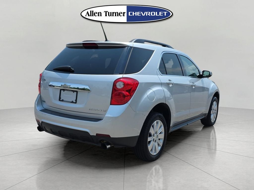 Used 2011 Silver Chevrolet LT image 4