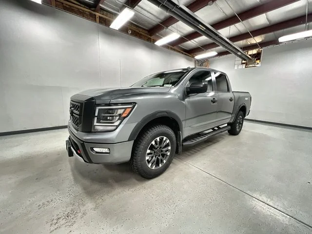 2021 Nissan Titan PRO-4X 4X4 Crew Cab's photo