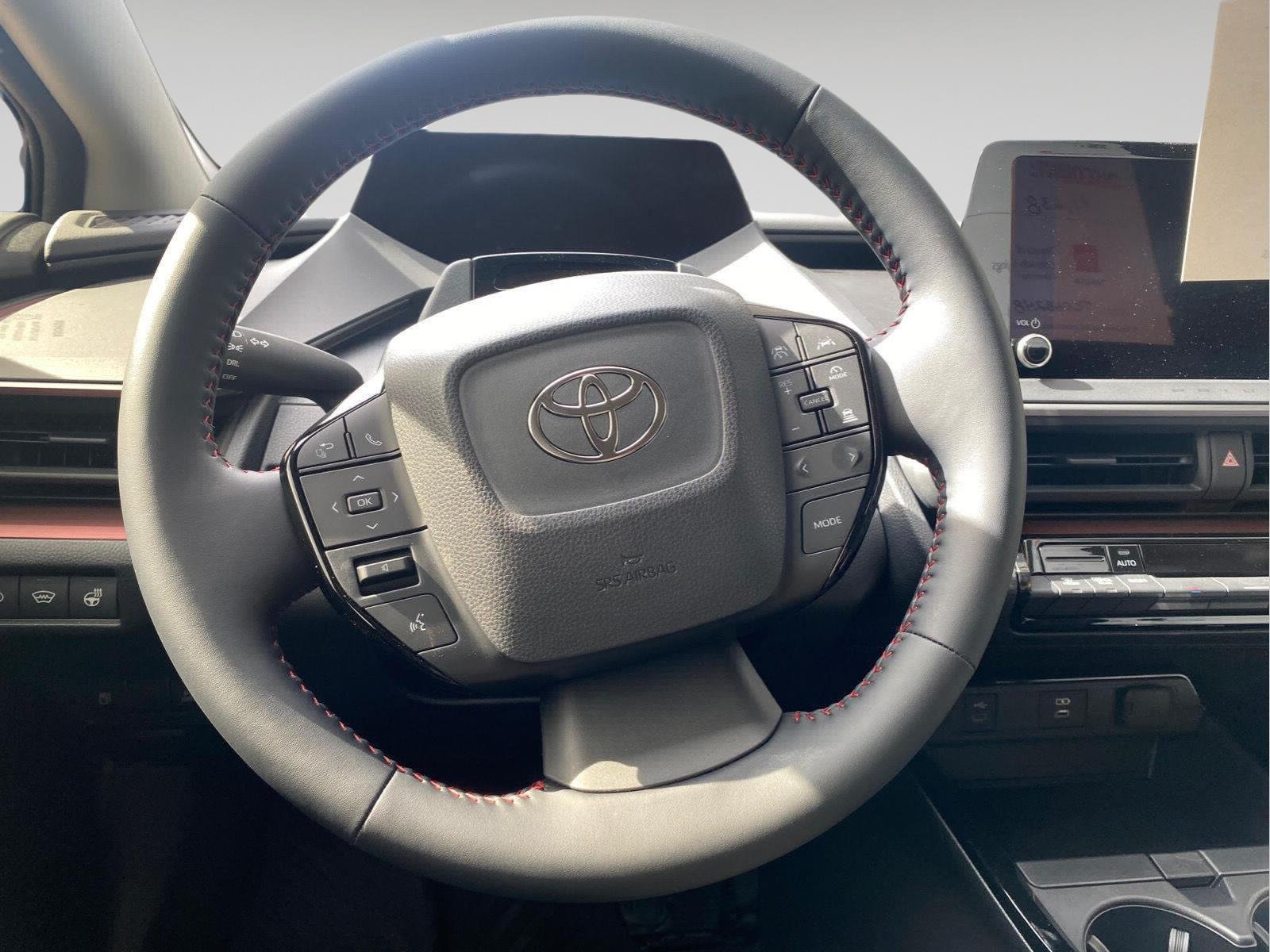 2026 Toyota Prius Plug-in Hybrid SE - Photo 10