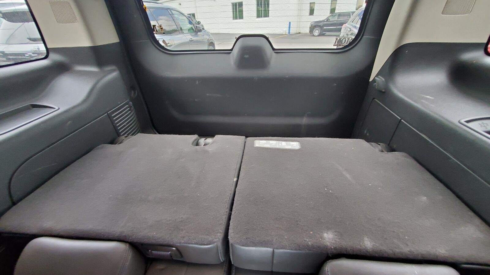 Used 2013 CHAMPAGNE SILVER METALLIC GMC Denali image 7