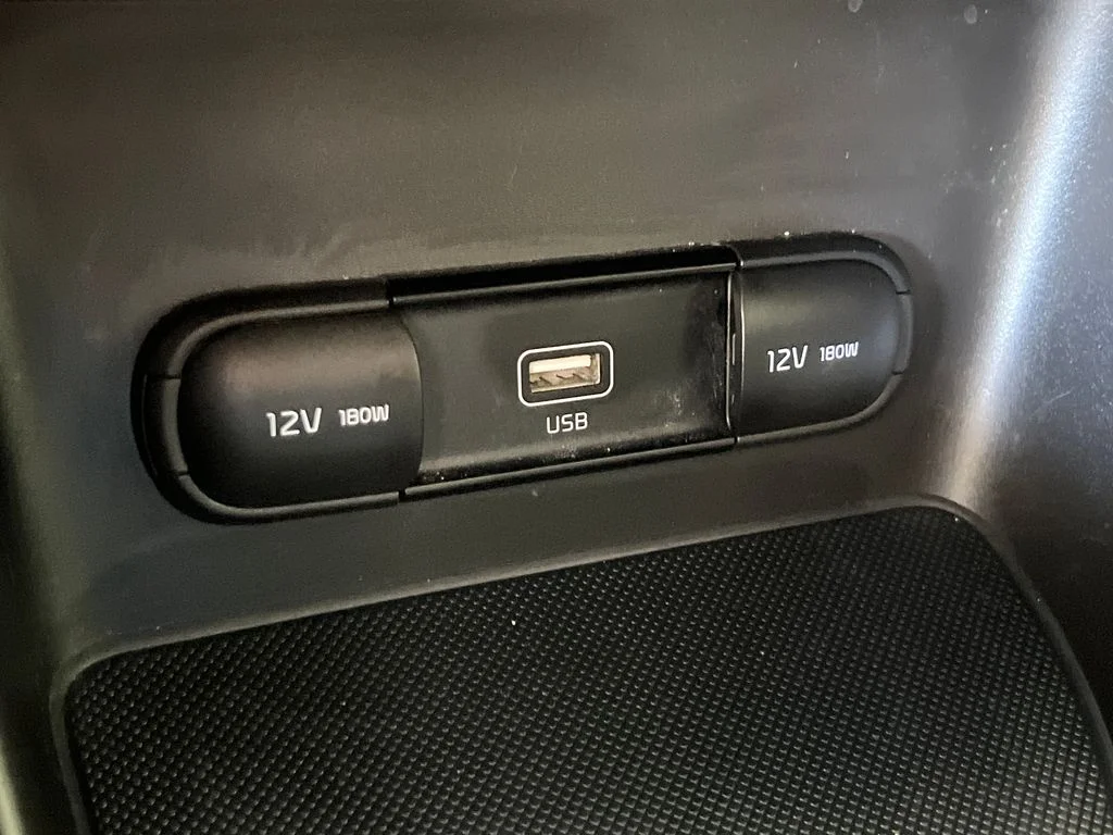 Used 2020 Red Kia LX image 32