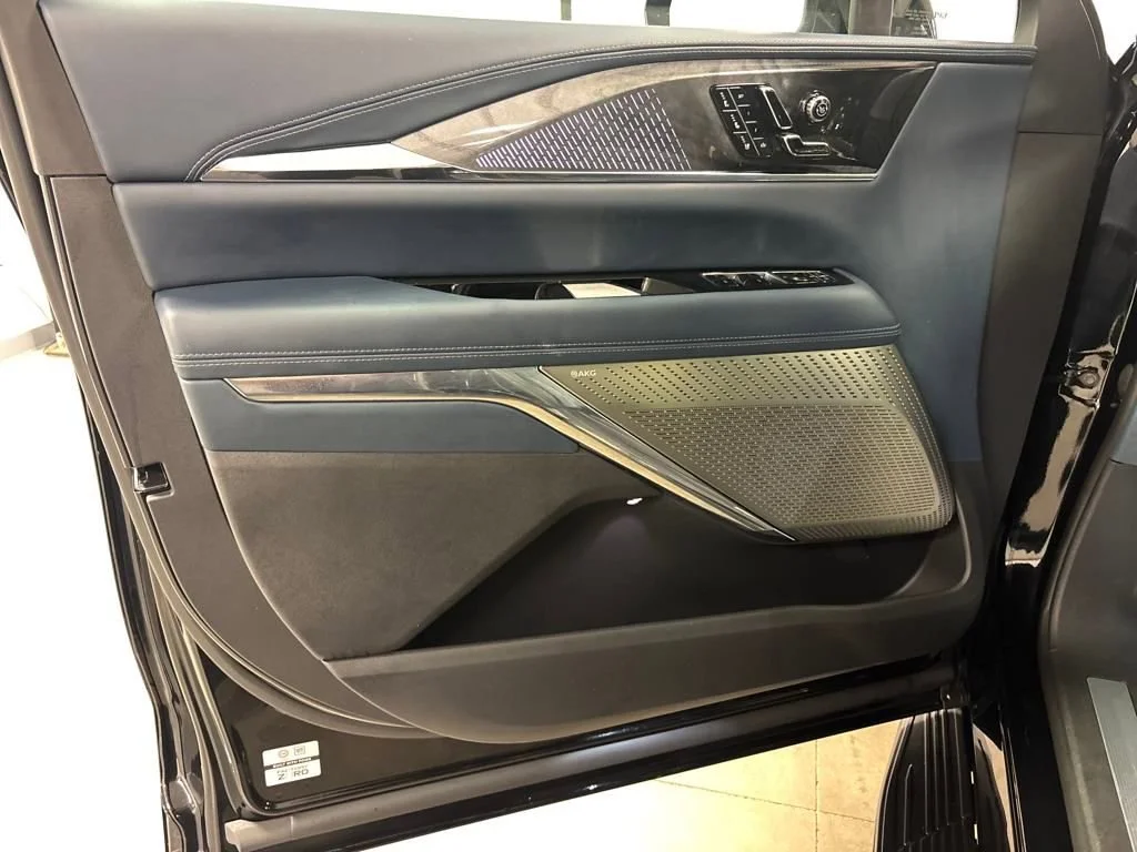 2025 Cadillac Escalade IQ Sport 2 - Photo 21