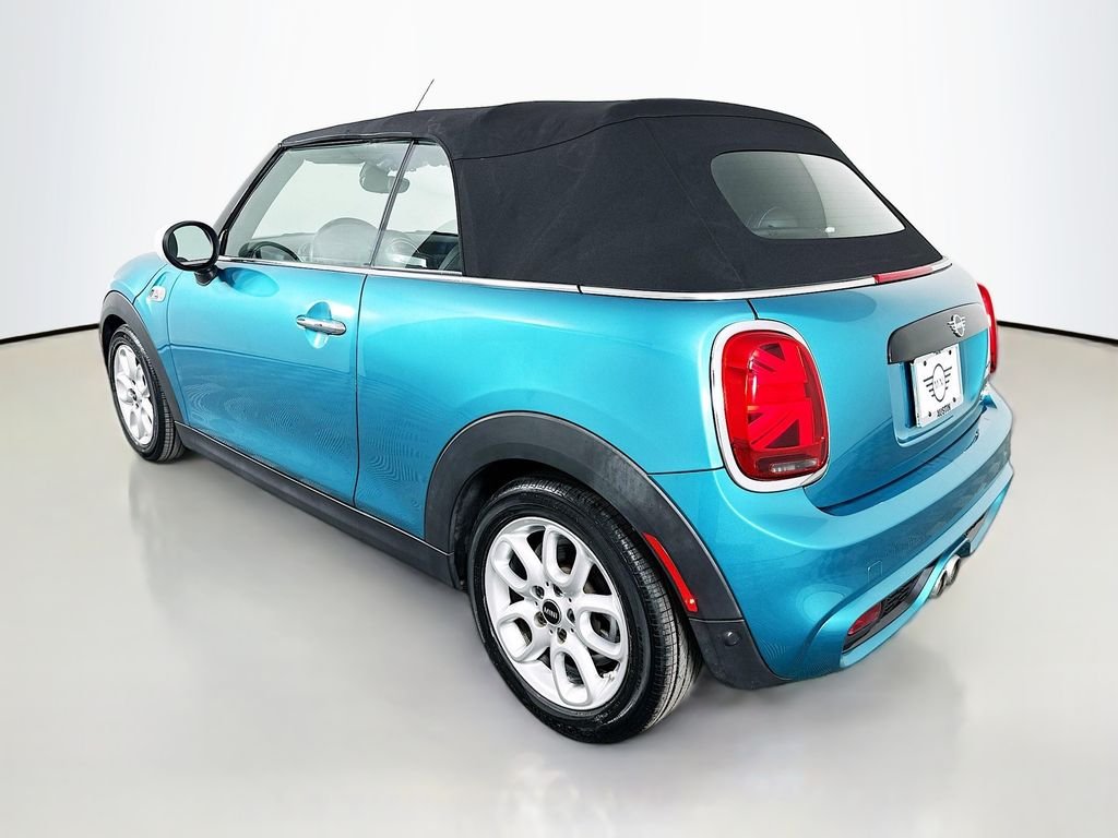Used 2020 Blue MINI Signature image 7