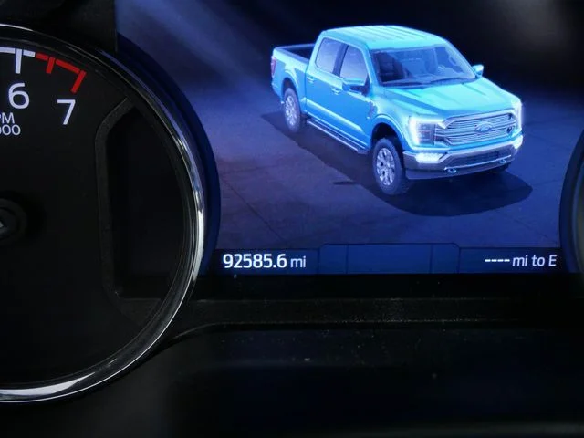 Used 2021 Silver Ford XLT image 21