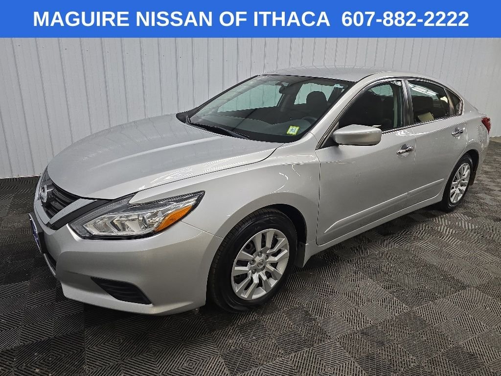 Used 2016 Silver Nissan 2.5 S image 8