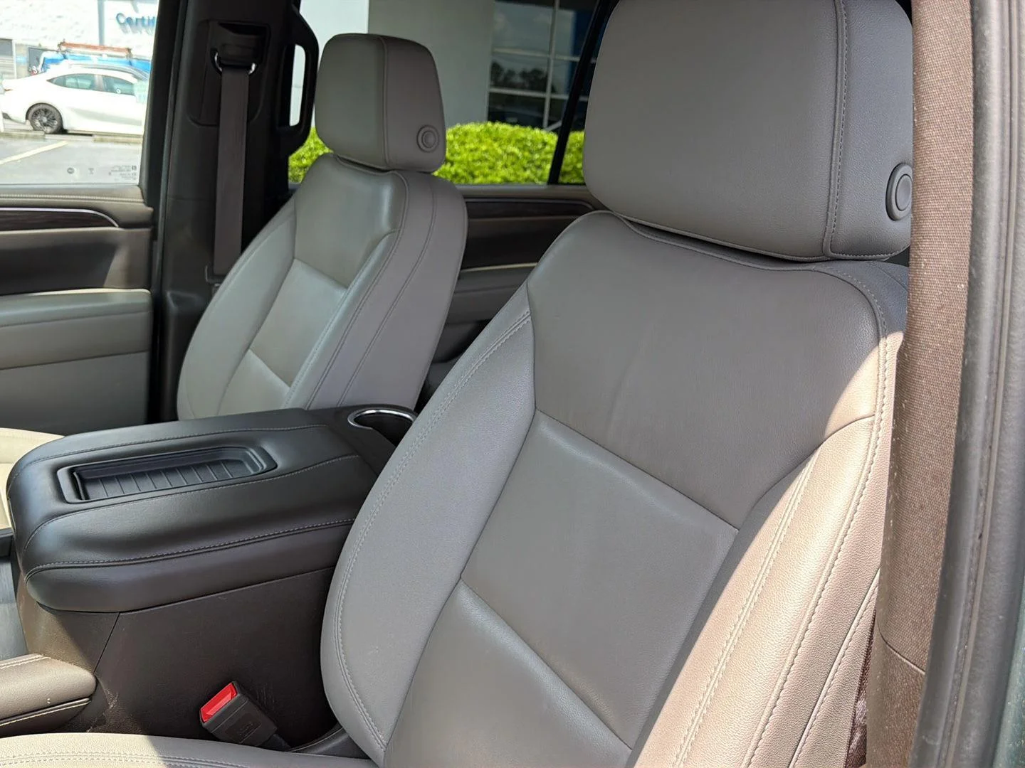 Used 2024 Silver Sage Metallic Chevrolet LT image 32