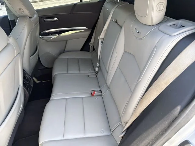 Used 2019 Silver Cadillac Luxury image 16