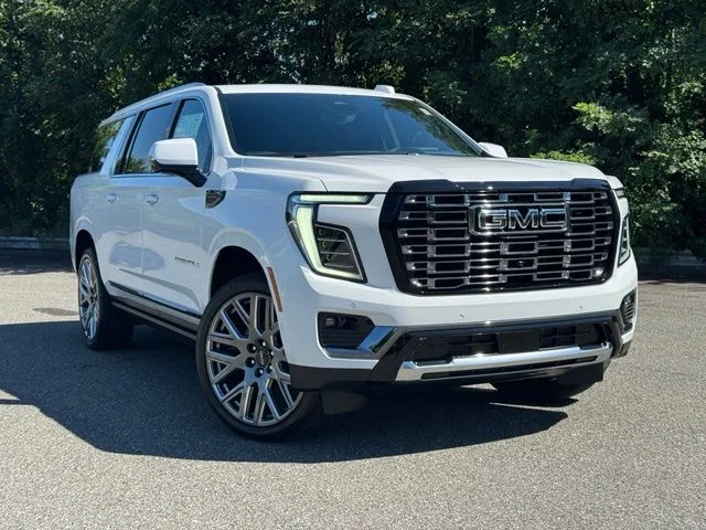 New 2026 White GMC Denali Ultimate image 36