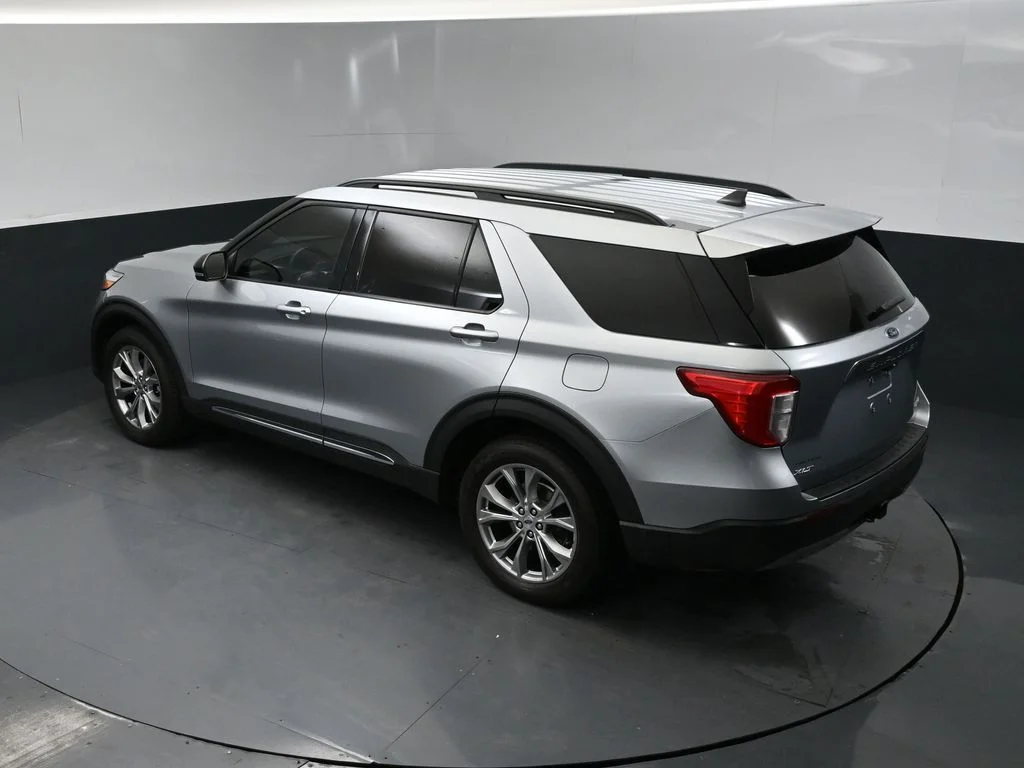 Used 2024 Silver Ford XLT image 40