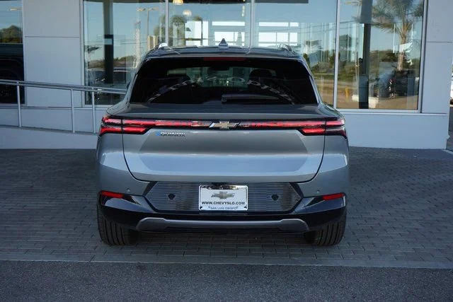 2025 Chevrolet Equinox EV LT - Photo 13