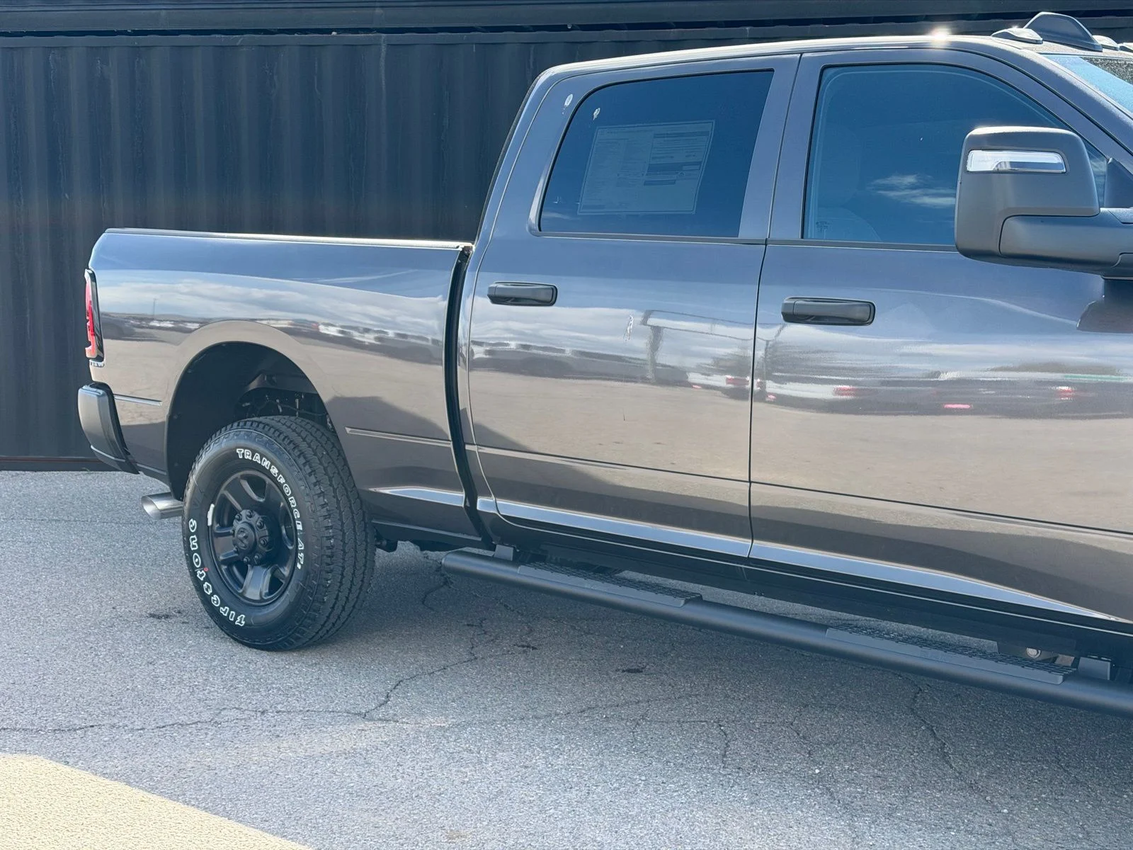 New 2026 Granite Crystal Metallic Clear-Coat Exterior Paint RAM Tradesman image 5