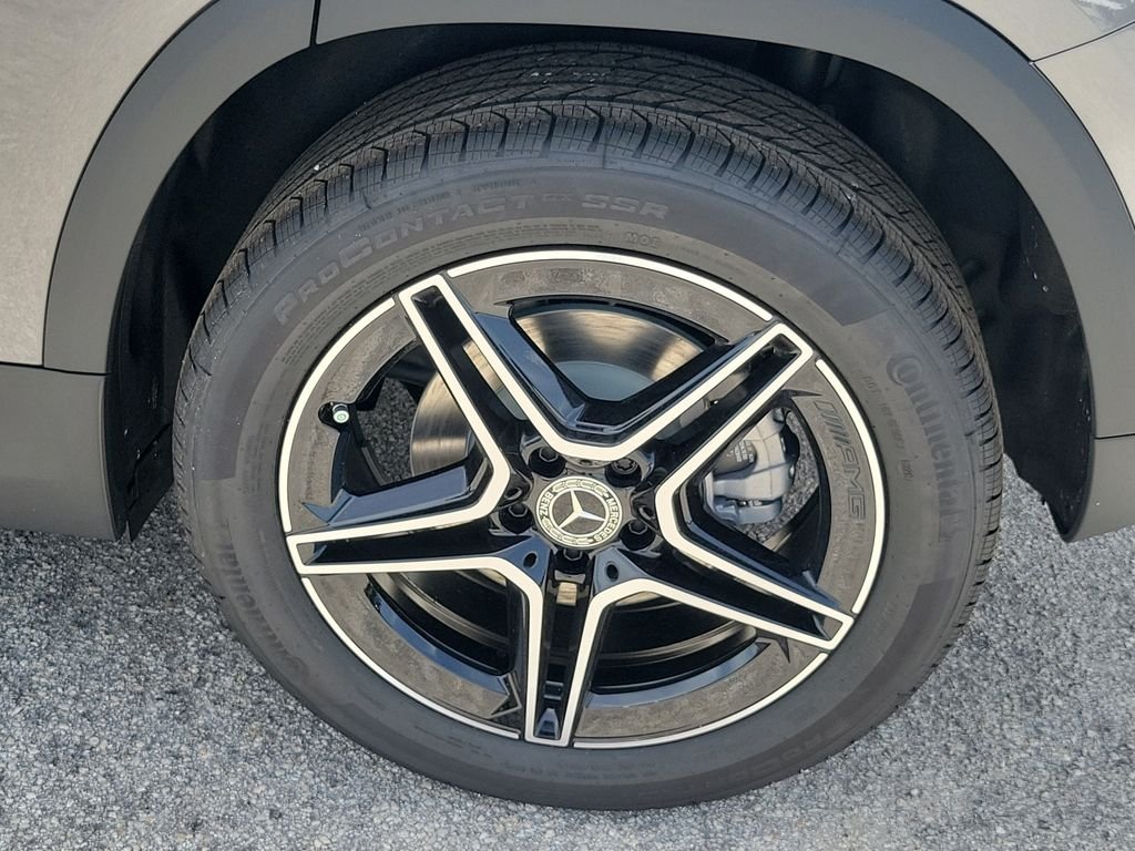 New 2026 Gray Mercedes-Benz GLA 250 image 9