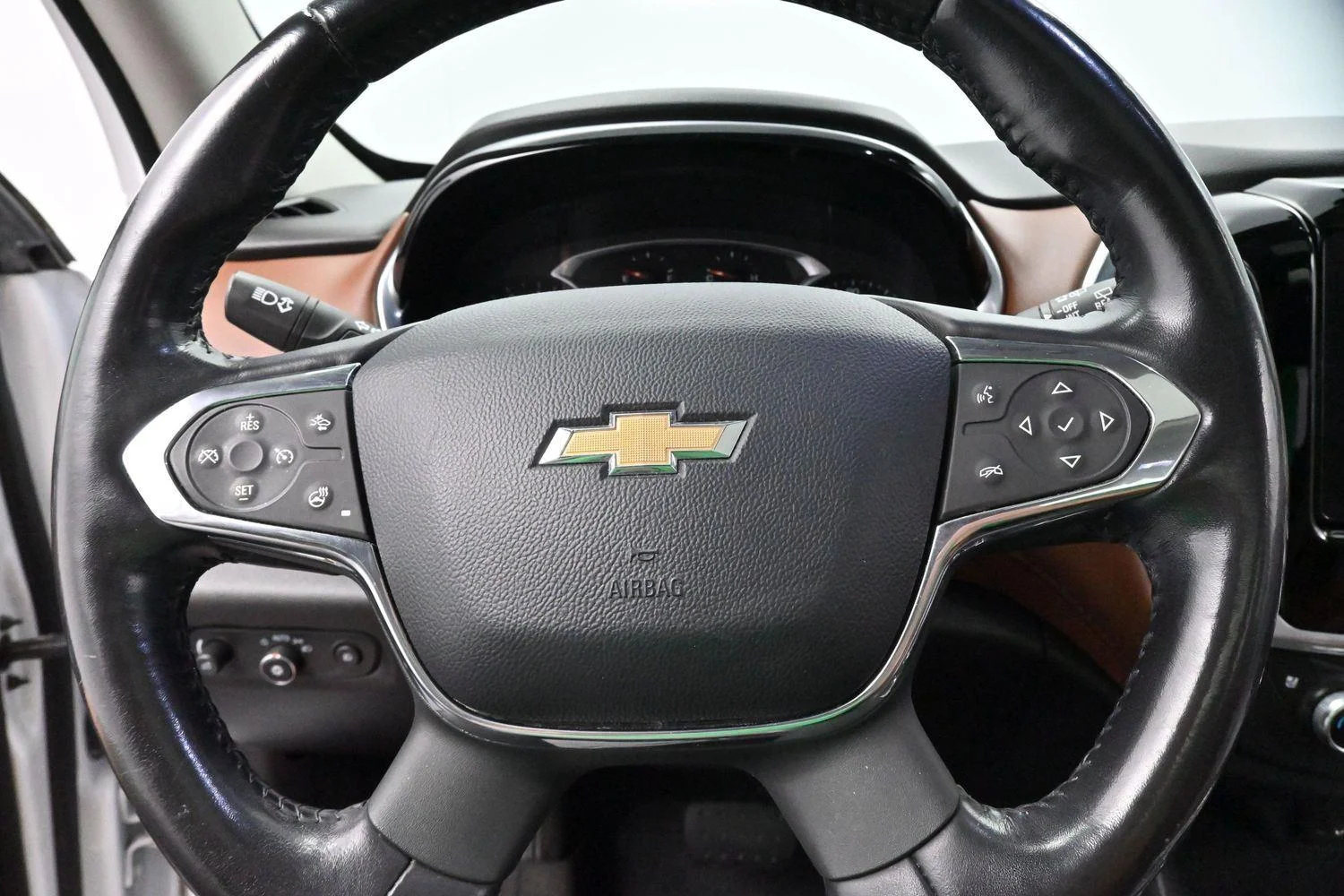 Used 2019 IRIDESCENT PEARL TRICOAT Chevrolet High Country image 20