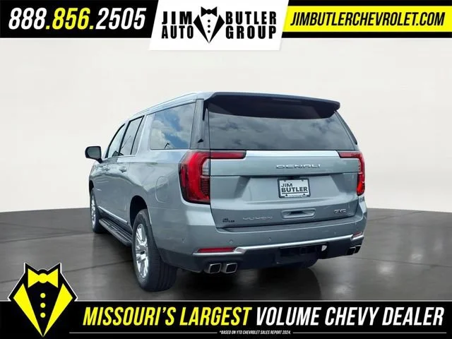 Used 2025 Sterling Metallic GMC Denali image 2