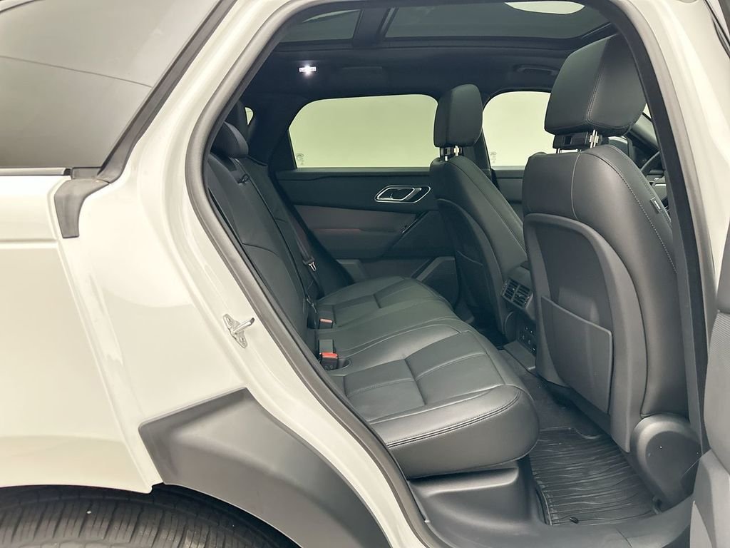 New 2026 Fuji White Land Rover S image 7