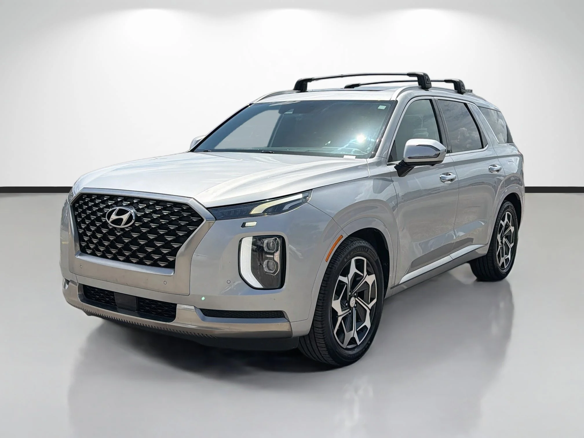 Used 2022 Typhoon Silver Hyundai Calligraphy image 7