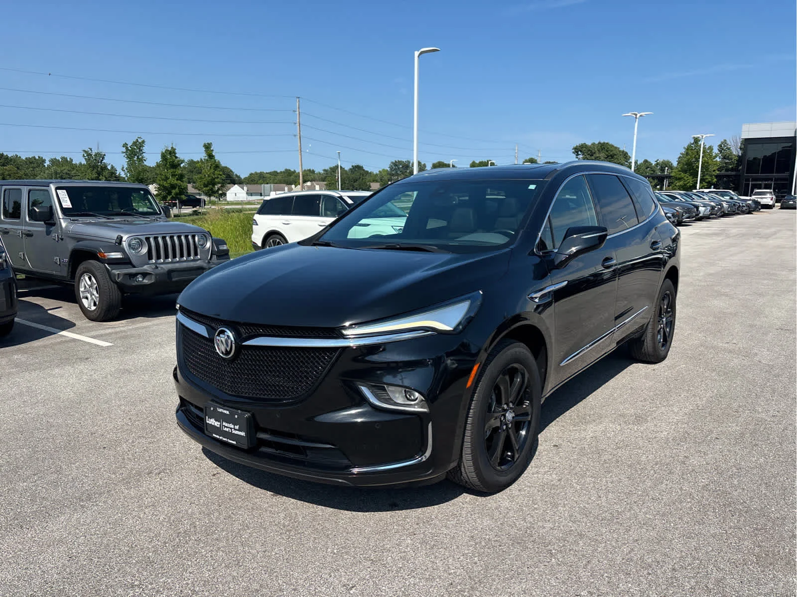 Used 2023 Buick Enclave Essence with VIN 5GAEVAKW0PJ114116 for sale in Kansas City