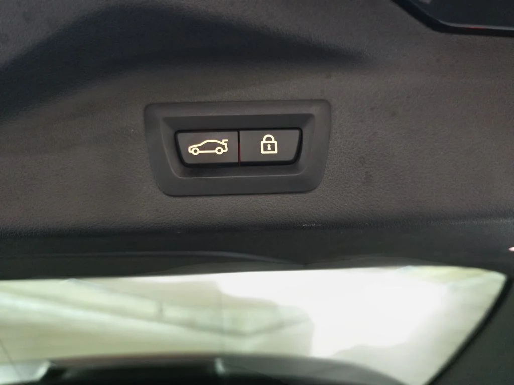 Used 2021 Carbon Black Metallic BMW M50i image 16