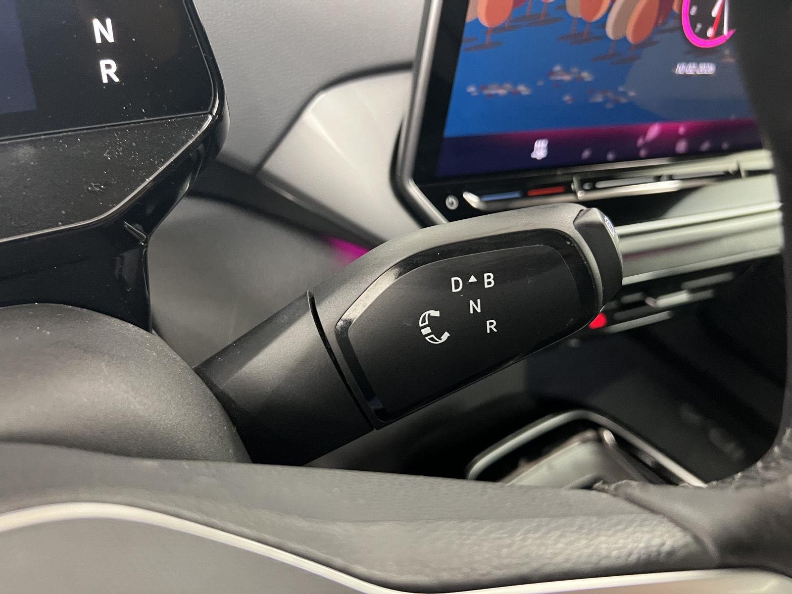 2025 Volkswagen ID.4 PRO S - Photo 16