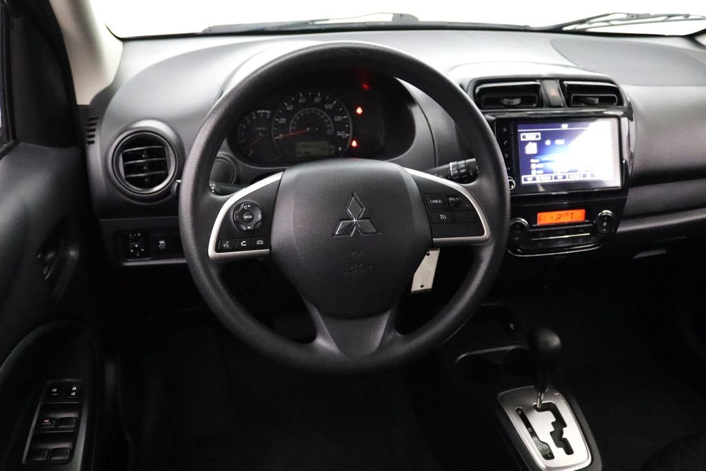 Used 2023 Red Mitsubishi ES image 12