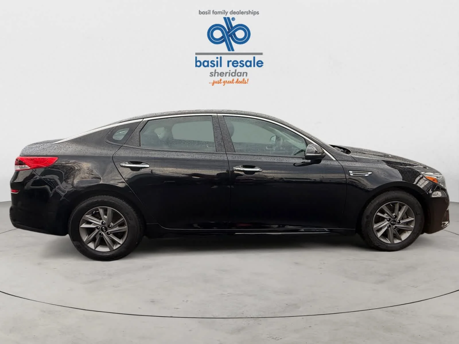 Used 2020 Ebony Black Kia LX image 9