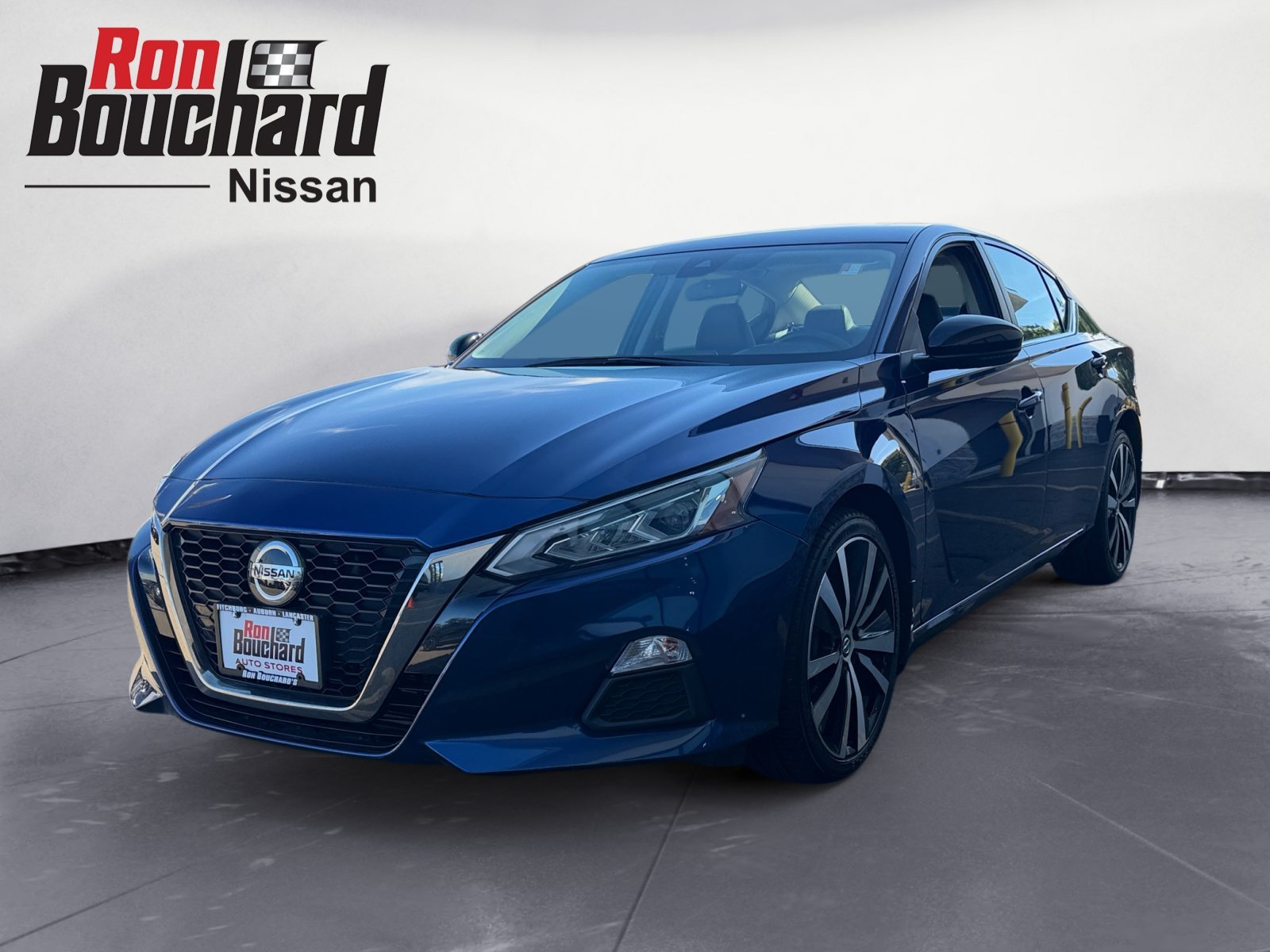 Used 2020 Deep Blue Pearl Nissan 2.5 SR image 5