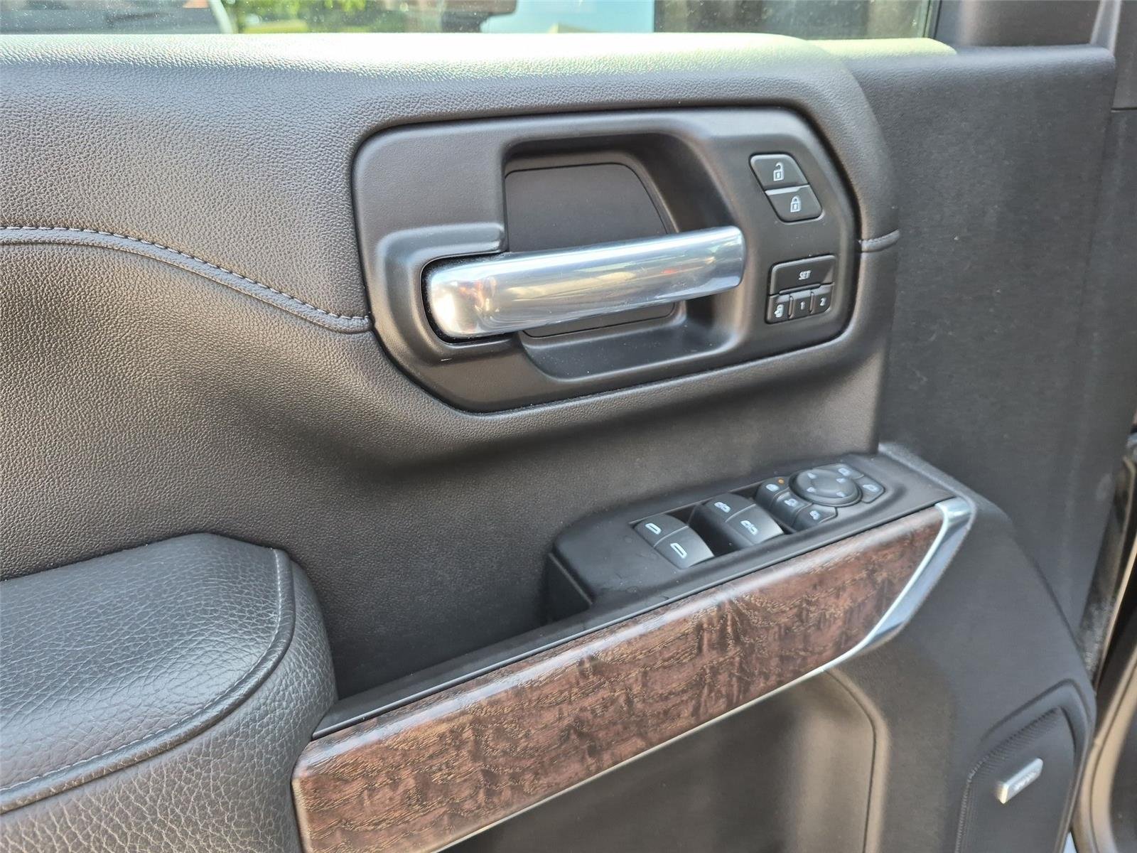 Used 2021 Ebony Twilight Metallic GMC Denali image 16