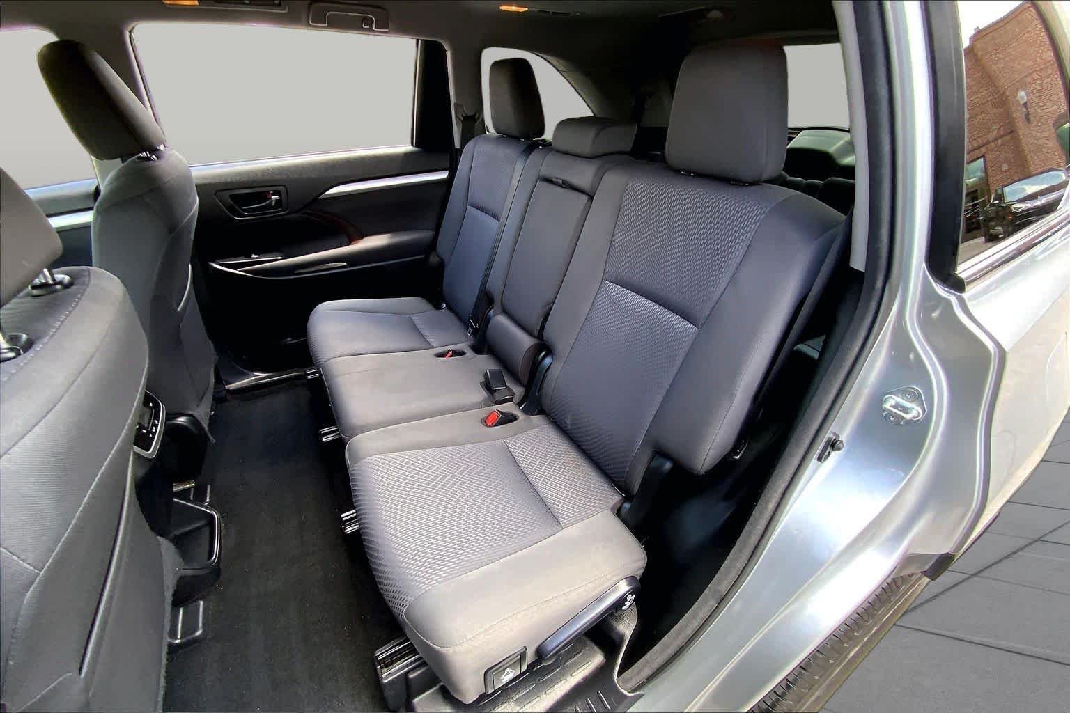 Used 2017 Celestial Silver Metallic Toyota LE image 18