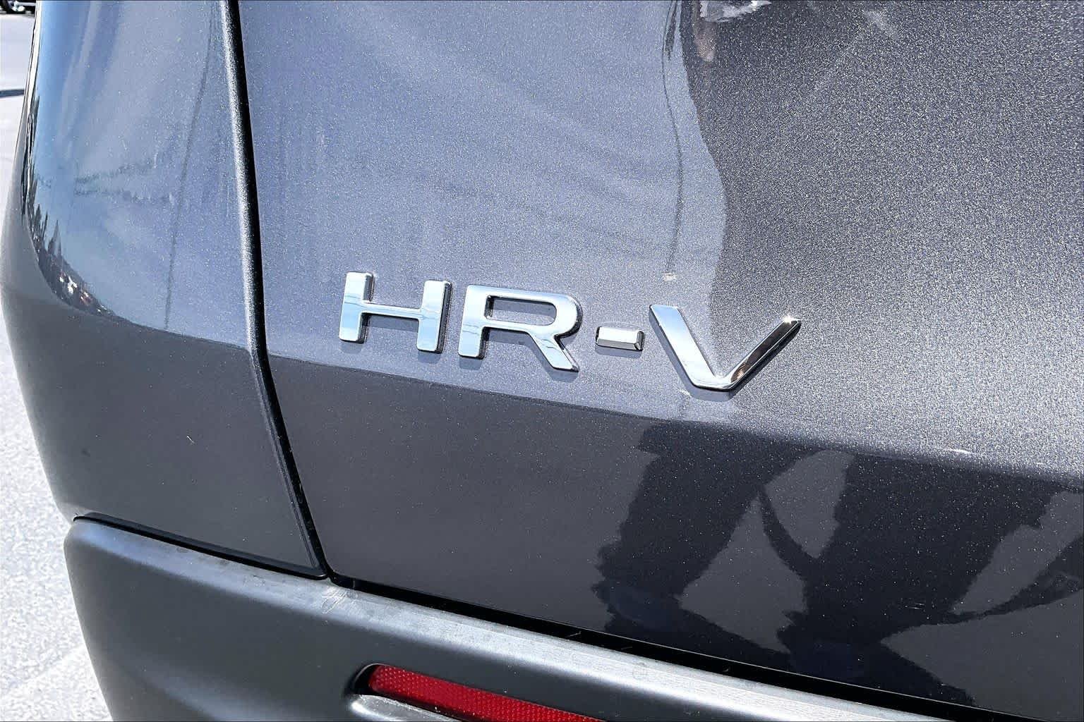 New 2027 Modern Steel Metallic Honda LX image 15