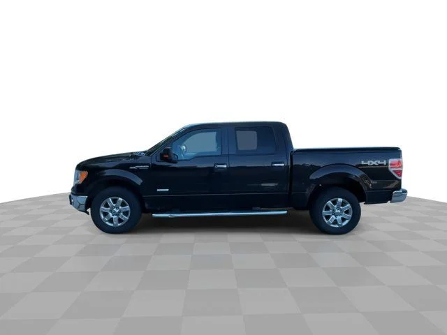 Used 2013  Ford XL image 5