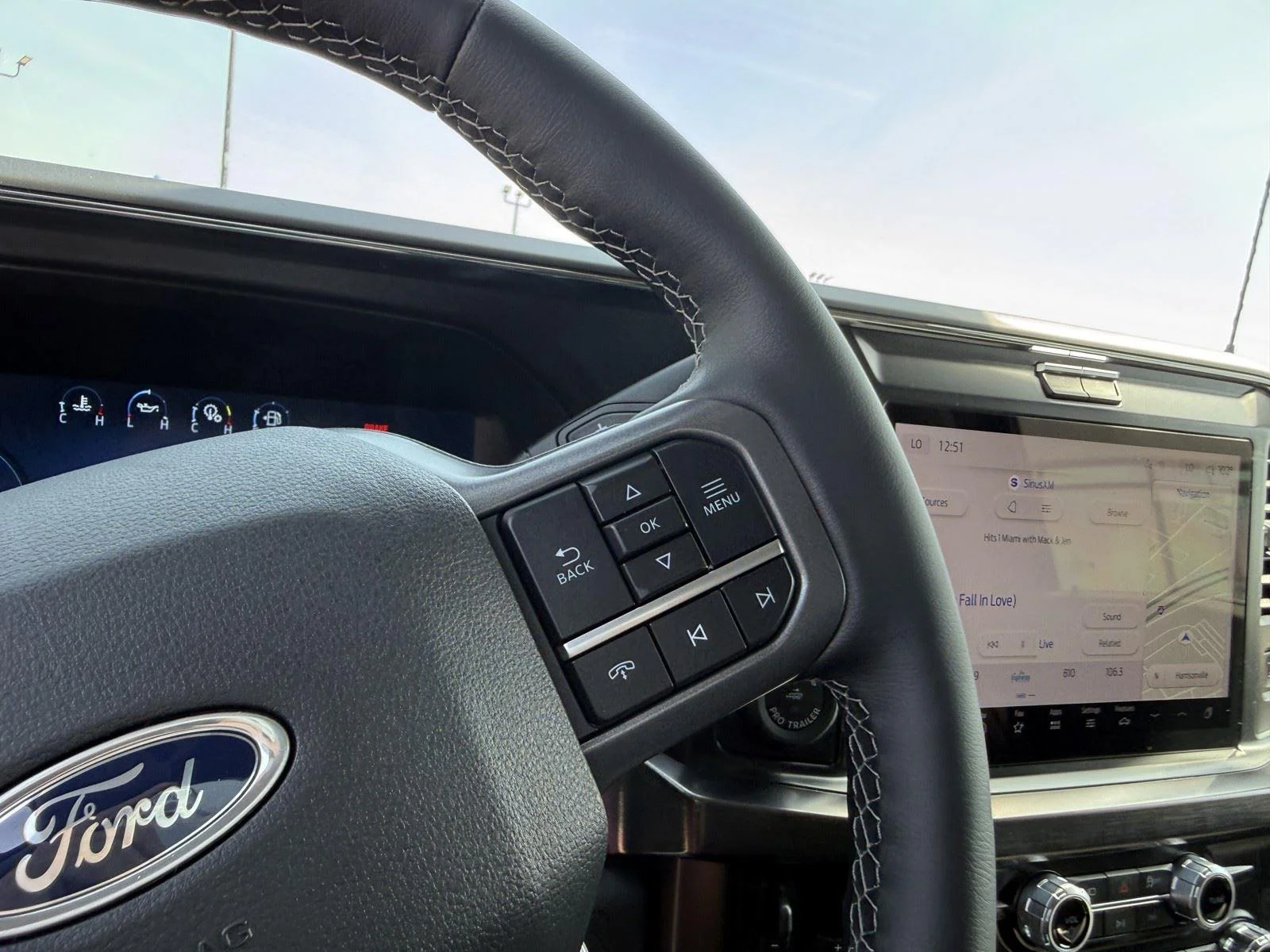New 2026 Agate Black Metallic Ford F-250® Lariat® image 21