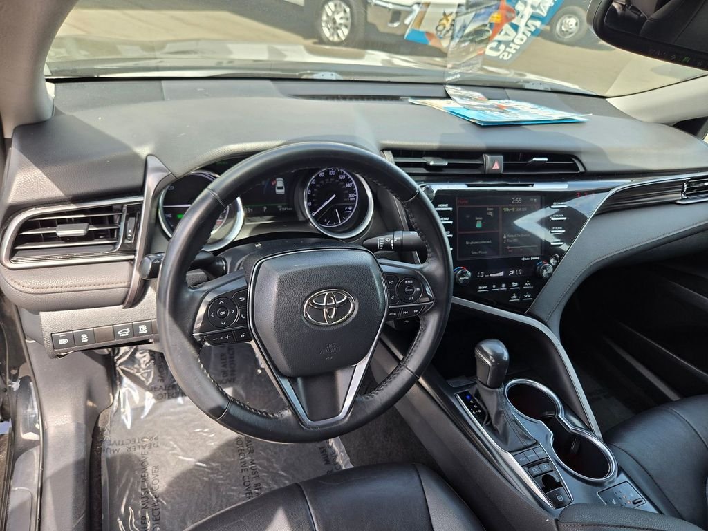 Used 2020 Black Toyota XLE image 6