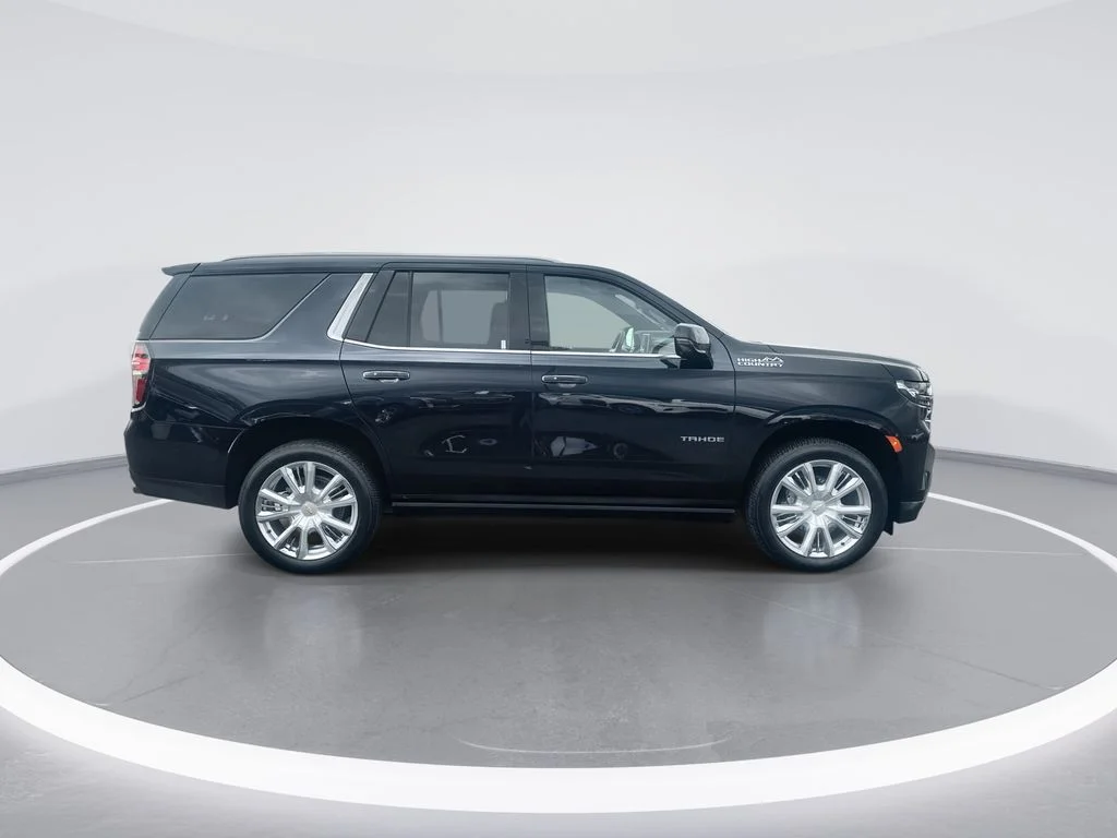Used 2024 Blue Chevrolet High Country image 9