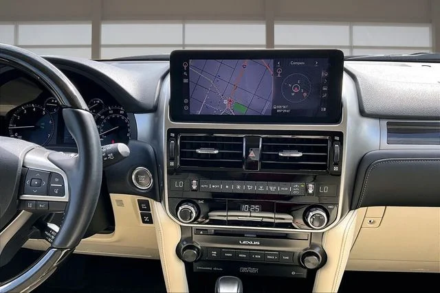 Used 2023 White Lexus 460 image 6