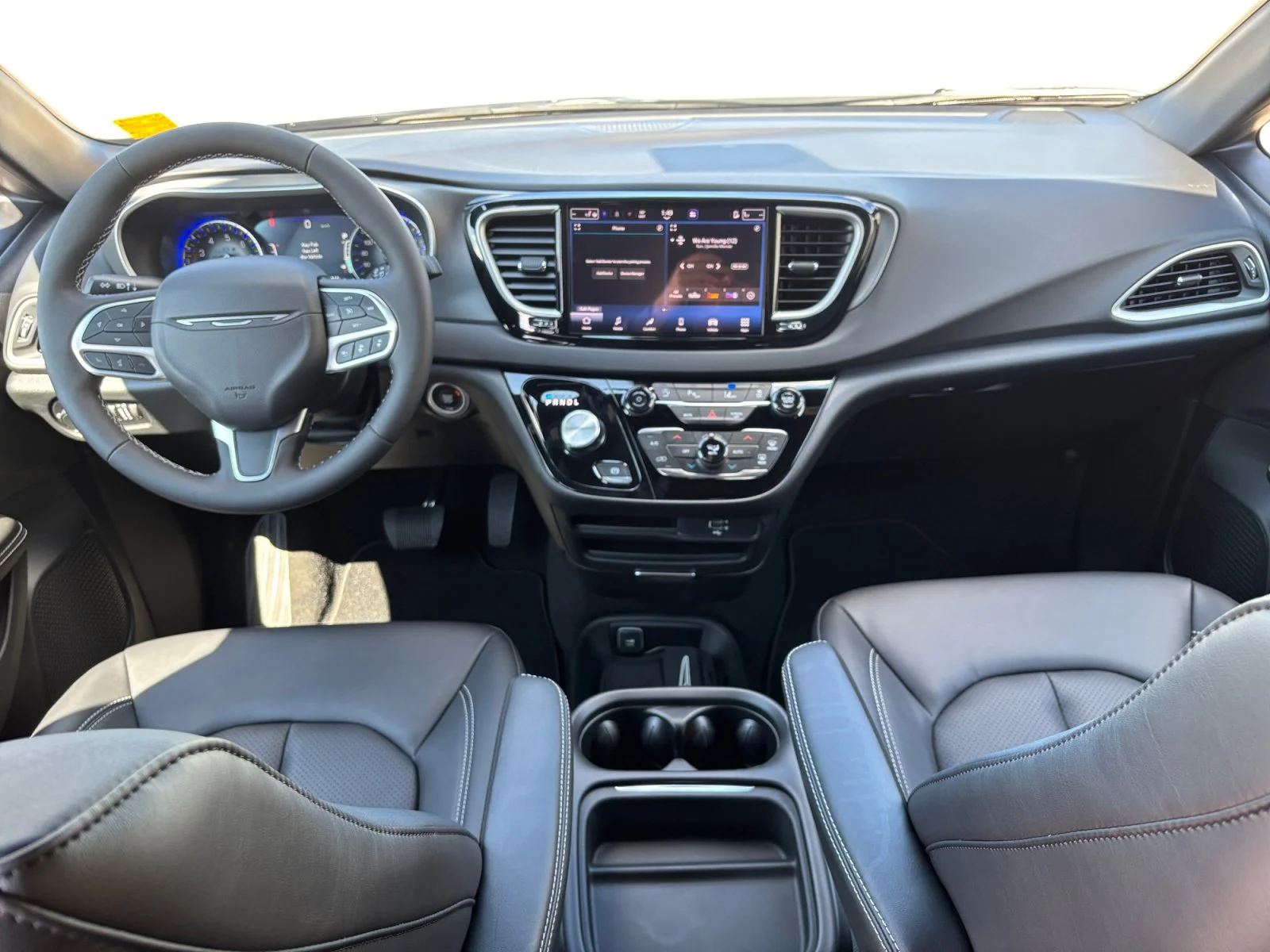 New 2027 Bright White Chrysler SXT image 12