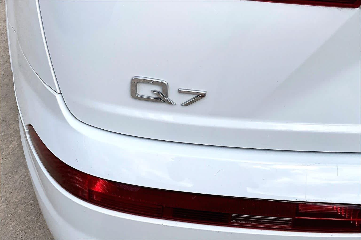 Used 2018 Glacier White Metallic Audi Prestige image 29