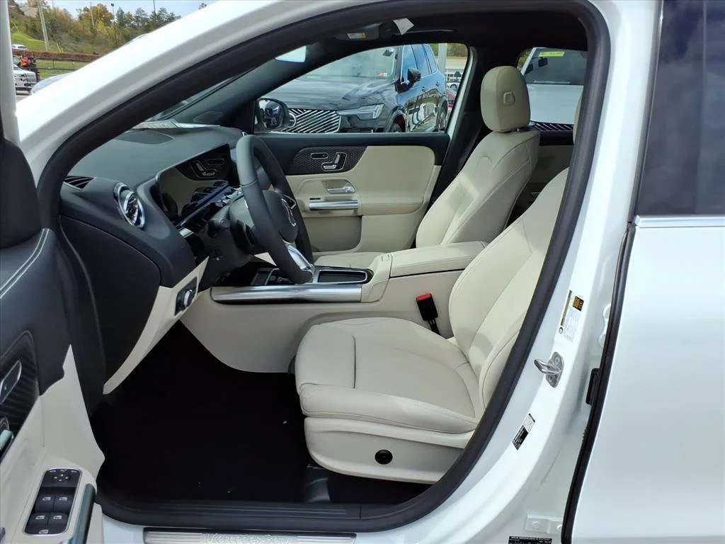 Used 2026 POLAR WHITE Mercedes-Benz GLA 250 image 10