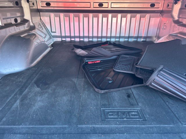 Used 2015 Quicksilver Metallic GMC SLT image 7