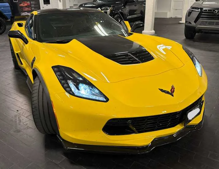 Used 2016 Corvette Racing Yellow Tintcoat Chevrolet Z06 2LZ image 3