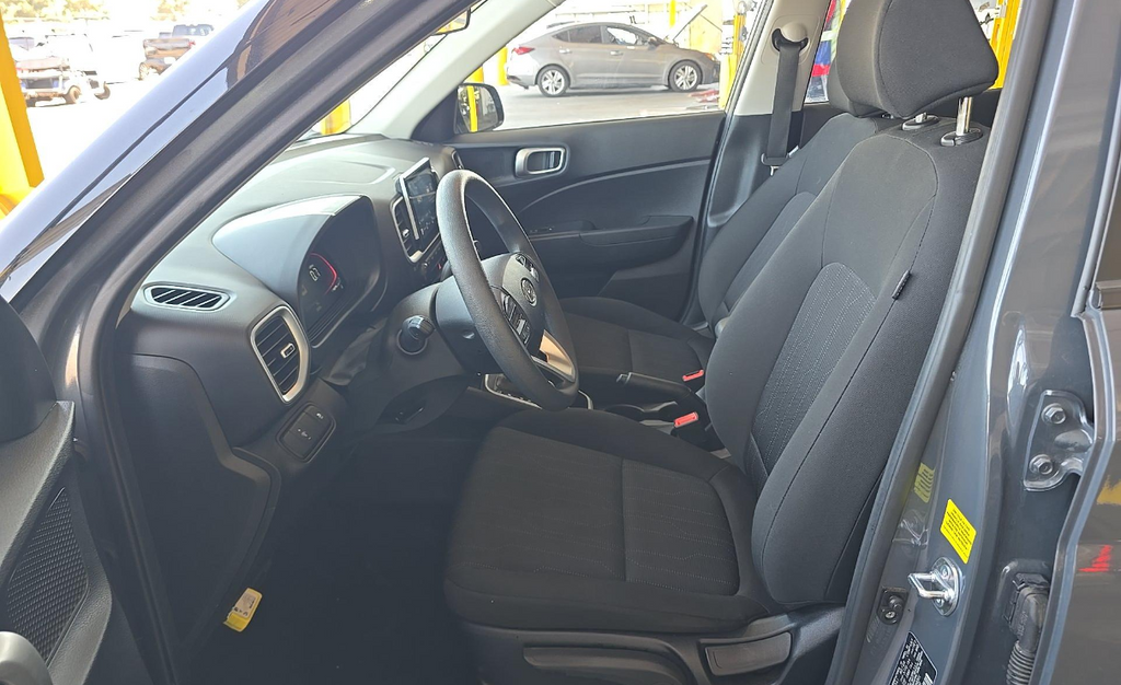 Used 2025 Gray Hyundai SE image 2