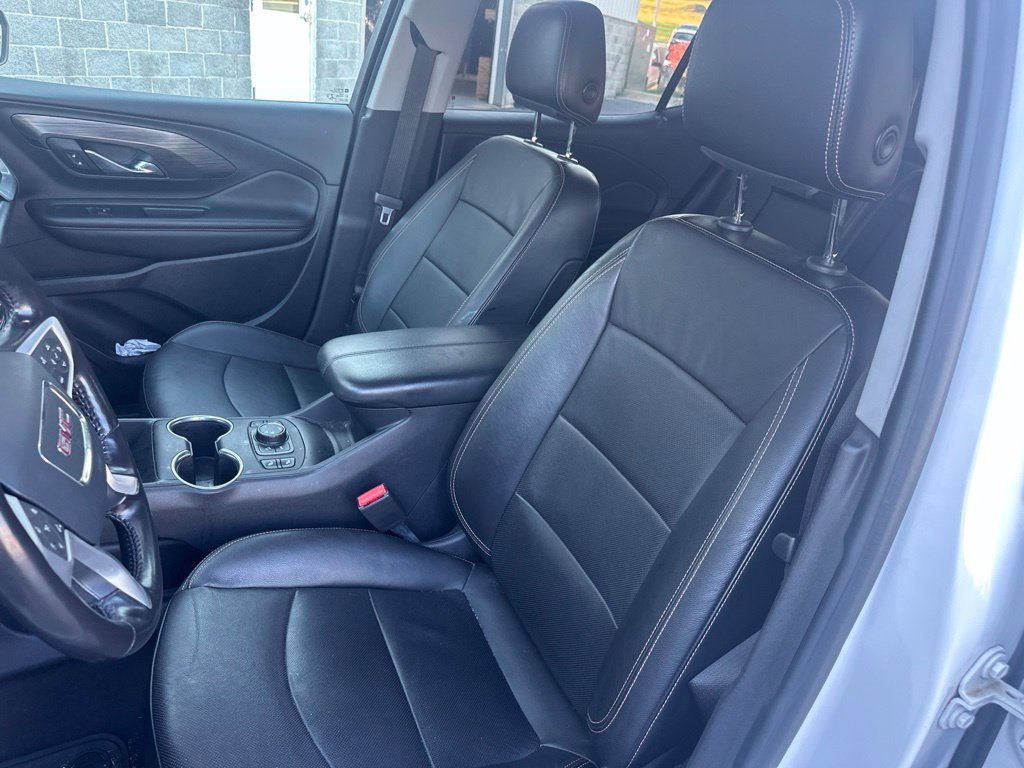 Used 2020 White GMC SLT image 20