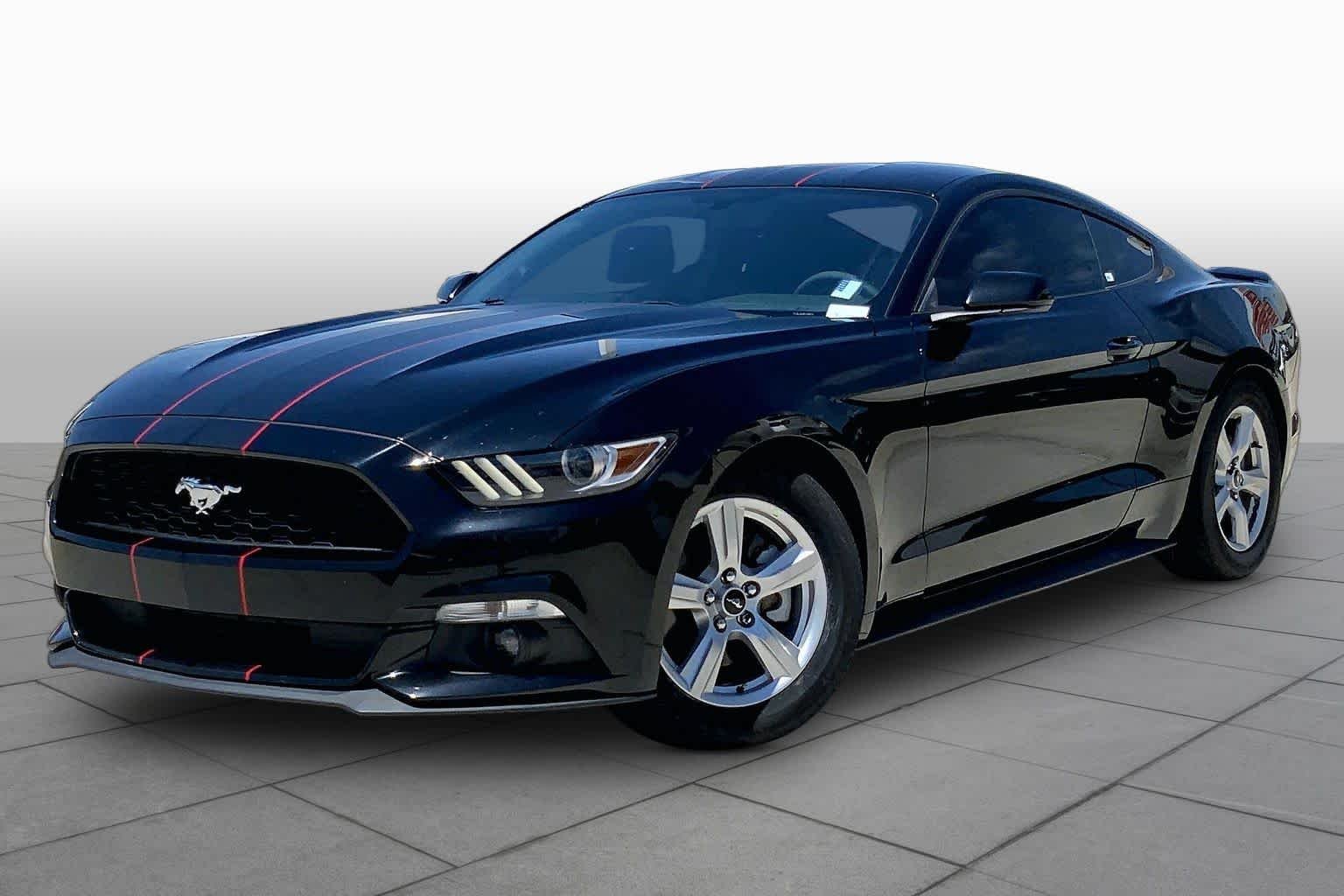 2017 Ford Mustang V6 Coupe's photo